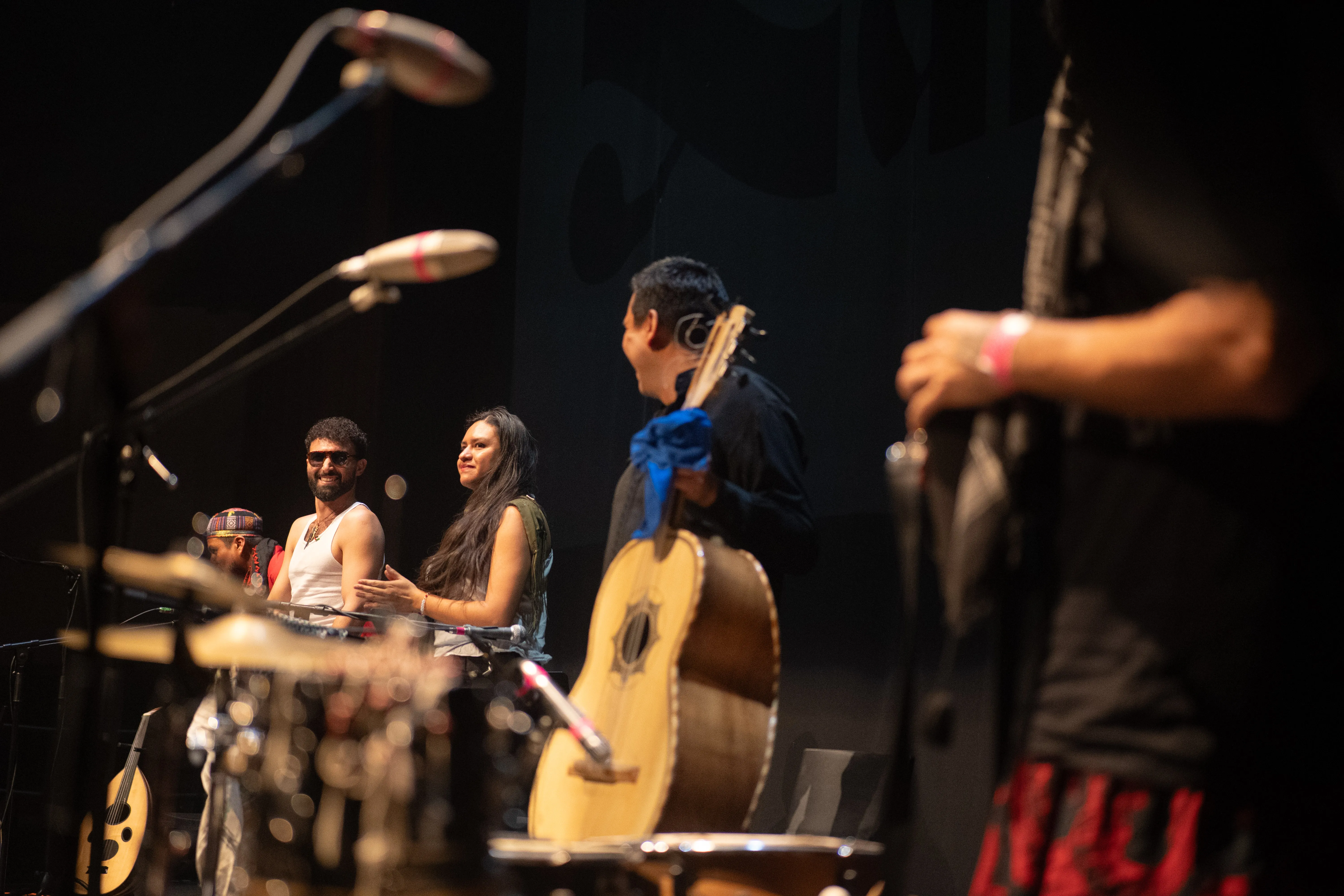 xarab, mexican band with a singer from gaza, live at centro cultural de españa, mexico city: oud, violin, guitarrón and drums, keffiyehs, and the final bow (2)